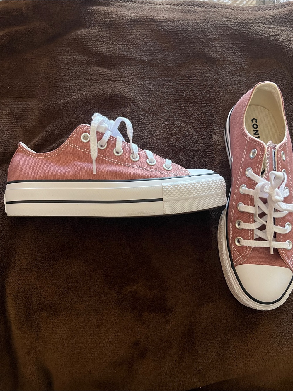 Converse Pink Low Top Canvas Sneakers - Picture 2 of 5